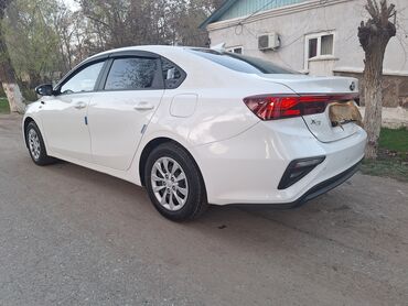 Kia: Kia K3: 2020 г., 1.6 л, Автомат, Бензиновая, Седан at lalafo.kg — 4 Kia: Kia K3: 2020 г., 1.6 л, Автомат, Бензиновая, Седан — 4