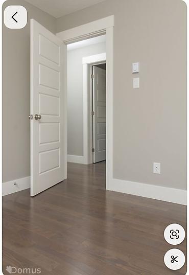 Поклейка обоев: Демонтаж старых обоев, Поклейка обоев Больше 6 лет опыта — 5