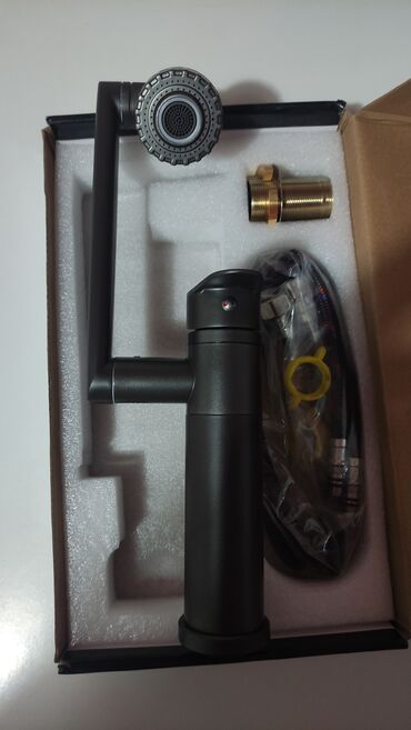 WC šolje i lavaboi: Moderna i kvalitetna sanitarija i slavine za kuhinju i kupatilo — 9