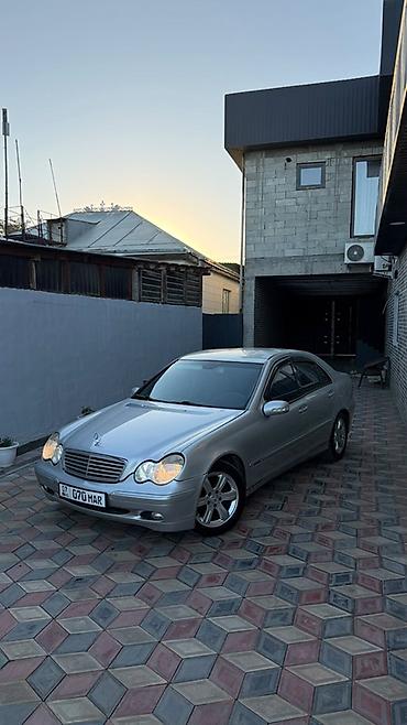 аварыный машина: Mercedes-Benz C-Class: 2000 г., 3.2 л, Автомат, Бензин, Седан — 1