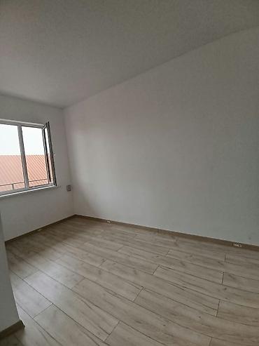 Батирлерди ижарага берүү: 30 м², Толугу менен эмереги бар — 2