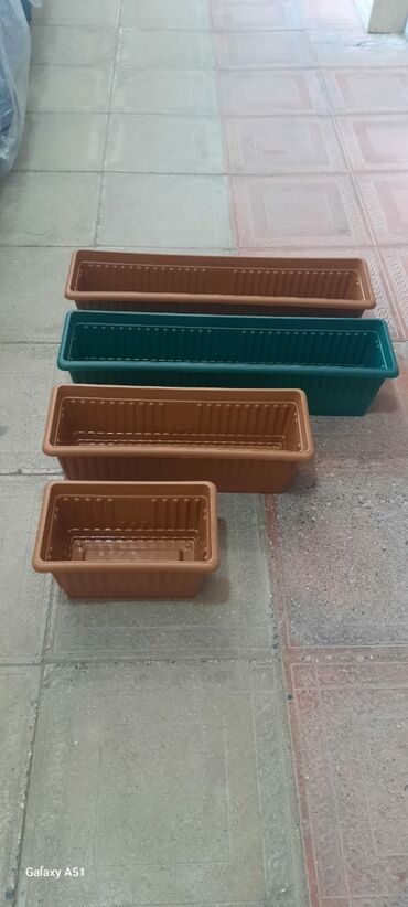 Bitkilər üçün dibçəklər: Dibceklər gulqabilar duzbucaqli yumru asilqan kvadrat — 25