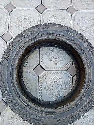 952 2: Шины 235 / 55 / R 18, Зима, Б/у, 1 шт, Внедорожные (АТ/МТ), Япония, Bridgestone — 2