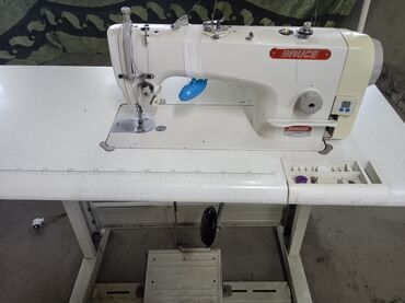 fotoapparat mark 2: Швейная машина Механическая, Полуавтомат