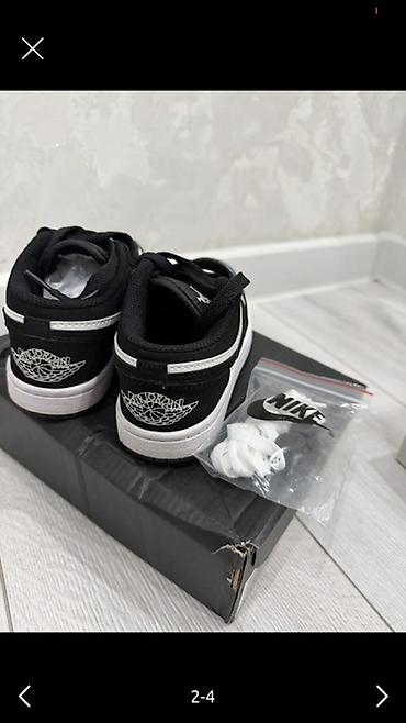 кроссы: Детские кроссовки Nike, 28 размер (US 11C / UK 10.5 / EUR 28 / стелька — 3