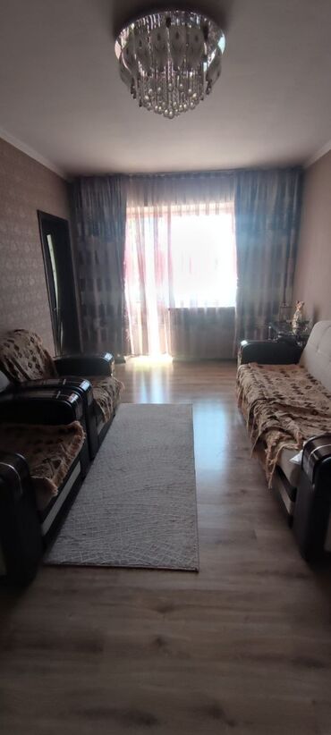 город балыкчы: 3 комнаты, 50 м², 2 этаж