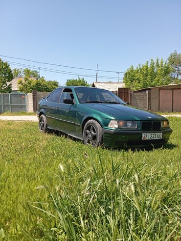 обмен на е36: BMW 3 series: 1994 г., 1.8 л, Автомат, Бензин, Седан