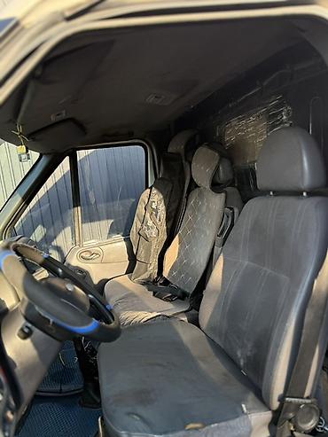 sprinter 2 2: Ford Transit: 2002 г., 2 л, Механика, Фургон — 5