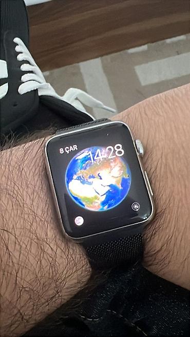 apple watch ultra 1: Ekran problem yaratmır. Şunuru var kemer silikondu fotodaki deil — 1