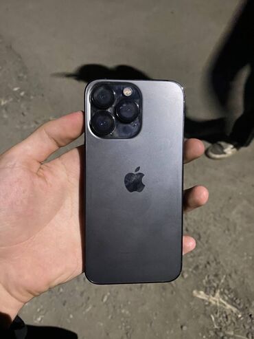 самсук телефон: IPhone 13 Pro, Б/у, 256 ГБ, Черный, Зарядное устройство, Защитное стекло, Чехол, 84 %