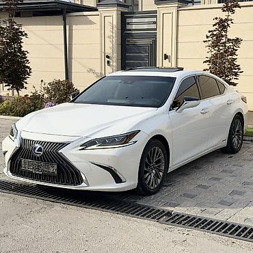Lexus: Lexus ES: 2018 г., 2.5 л, Автомат, Гибрид, Седан — 2