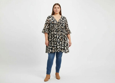 bluzki w serek plus size: Сукня жіноча, розмір 5XL
