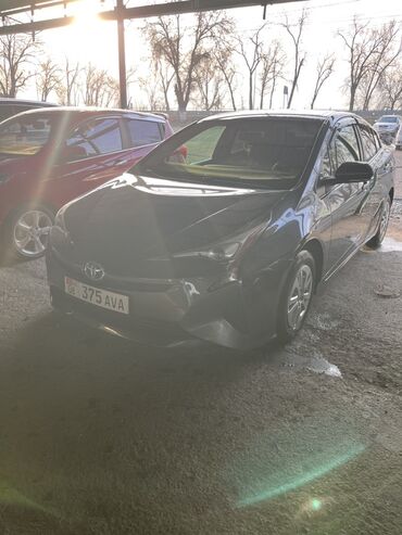 Toyota: Toyota Prius: 2015 г., 1.8 л, Вариатор, Гибрид, Хэтчбэк — 2