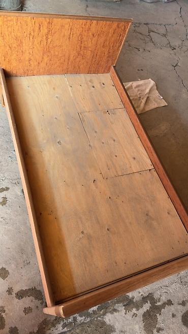 bunk bed: Короткая кровать, для детей подойдет — 2