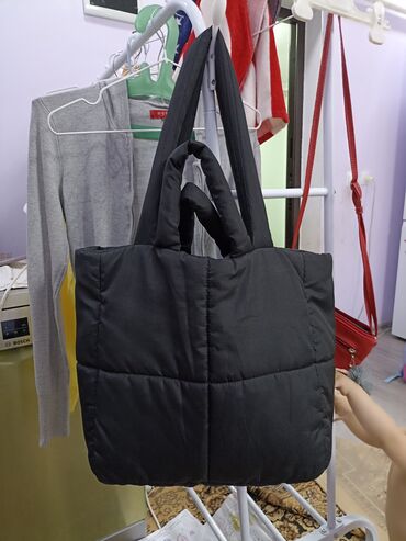 полевая сумка: H&M