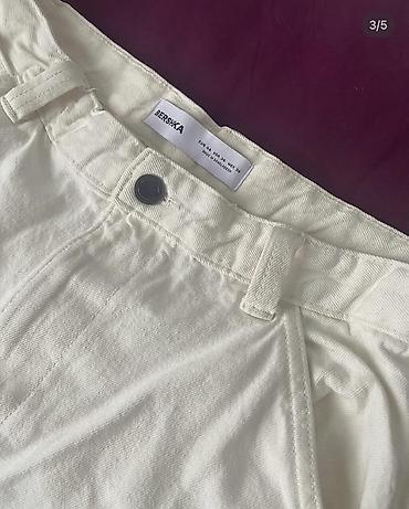 qaqa şalvarı: Bol kəsim Şalvar, Bershka, L, rəng - Ağ — 3