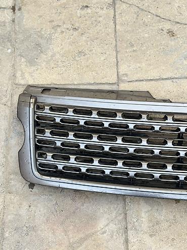 Digər radiatorların növləri: 🚘 Satılır — Range Rover Vogue L405 Ön Barmaqlıq Land Rover Range — 3
