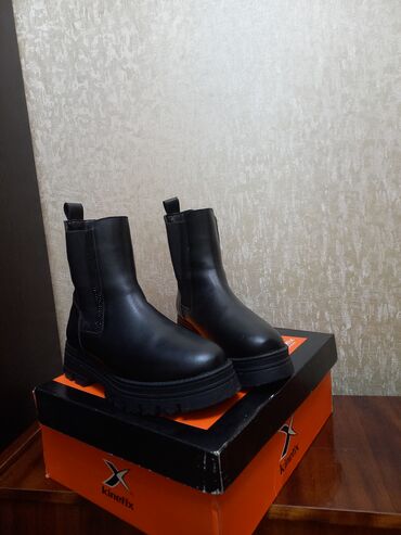 Botinka və botilyonlar: Ölçü: 40, rəng - Qara, İşlənmiş — 9