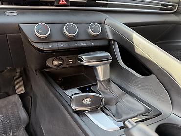 Унаа сатуу: Hyundai Avante: 2021 г., 1.6 л, Автомат, Бензин, Седан — 8