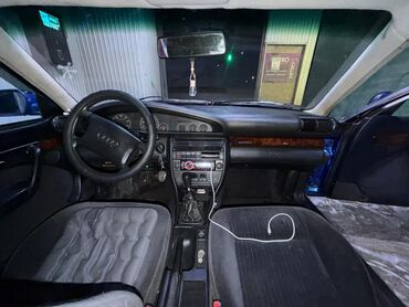 фит радиотор: Audi A6: 1995 г., 2.6 л, Механика, Бензин, Седан