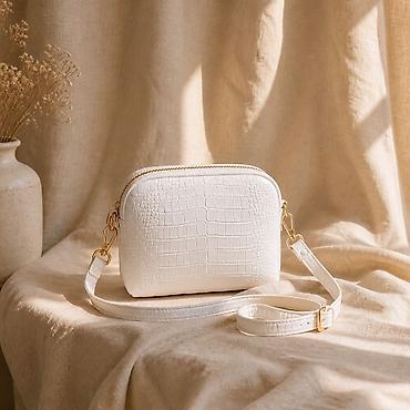 sinsey torbe: Ženska crossbody torba – bele boje, kroko teksture - Materijal — 1