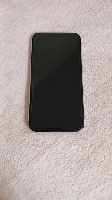 телефон айфрн: IPhone 11, Б/у, 64 ГБ, Белый, Защитное стекло, Чехол, 99 %