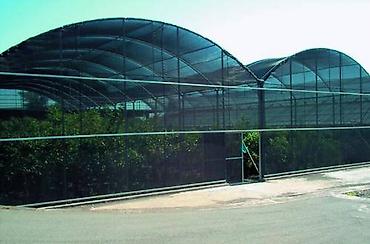 Другие строительные материалы: Сетка защитная. Сетка для затенения. Солнцезащитная сетка. Защита от — 7