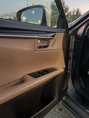 gac ayon s: Lexus ES: 2018 г., 2.5 л, Автомат, Гибрид, Седан — 9