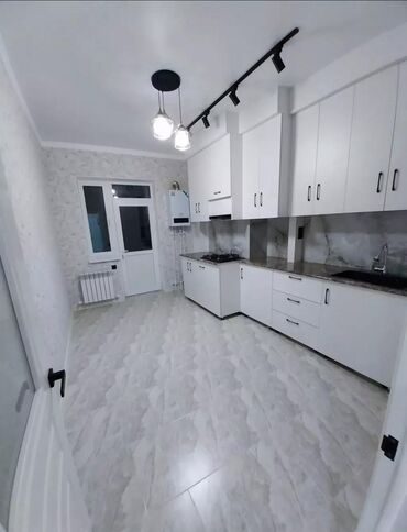 Продажа квартир: 3 комнаты, 88 м², 3 этаж