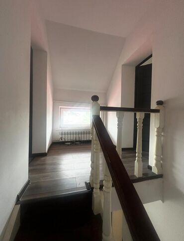 Продажа домов: Дом, 120 м², 5 комнат, Агентство недвижимости, Косметический ремонт — 6