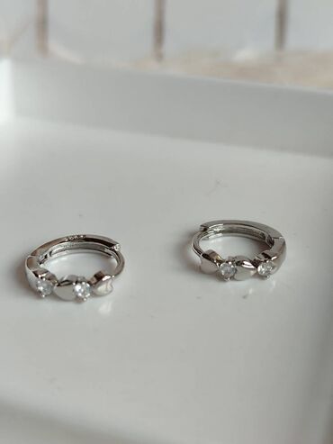 nakit u obliku deteline: Hoop earrings, Material: Silver