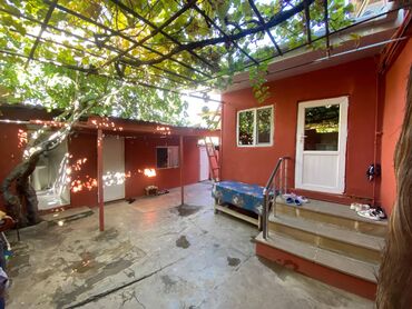 Həyət evləri və villaların satışı: Qaraçuxur qəs. 4 otaqlı, 90 kv. m, Orta təmir — 9