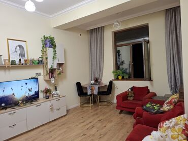 part time gece işi: 2 комнаты, Новостройка, 52 м²