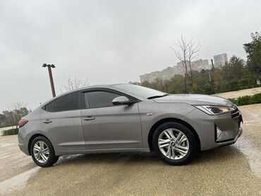 Hyundai: Hyundai Elantra: 1.6 l | 2020 il Sedan — 4