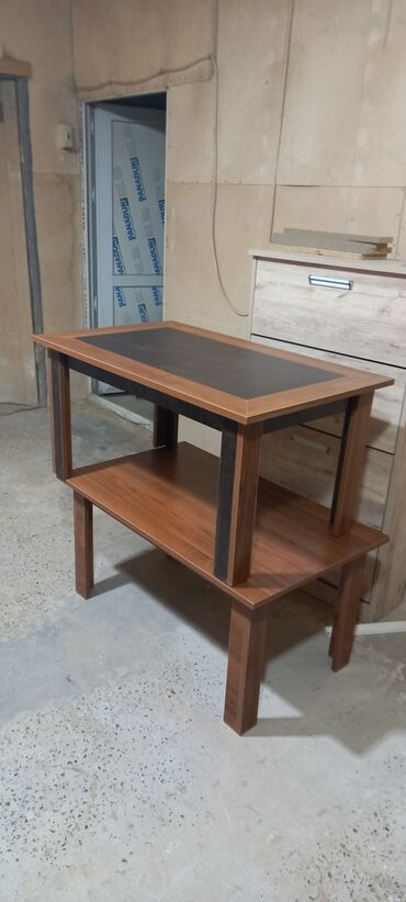 Masalar: Mətbəx masası, Açılmayan, Laminat, Dördbucaq masa — 12