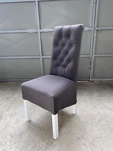 Stilske stolice: Tapacirane trpezarijske stolice sa visokim naslonom - Dizajn — 10