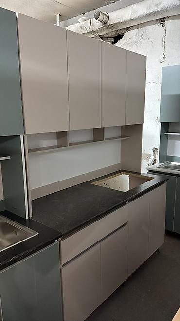 silver kitchen: Кухонный гарнитур, Новый, цвет - Серый — 2