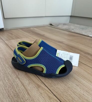 Детская обувь: Новые детские сандали Crocs (оригинал), куплены в Москве. Нам, к