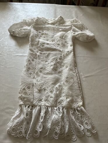 платье с белым воротником: Вечернее платье, Короткая модель, Без рукавов, S (EU 36)