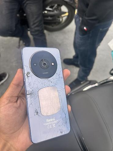 Техника и электроника: Aşağı yeri yoxdu işlək telefondur 0709199969 vp və ya zəng təcili — 2