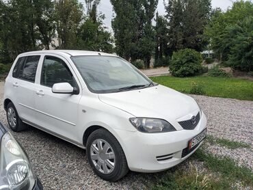 срочна продаю авто: Mazda Demio: 2004 г., 1.3 л, Автомат, Бензин, Минивэн