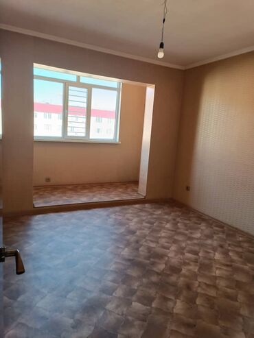 Продажа участков: 3 комнаты, 85 м², 106 серия улучшенная, 8 этаж, Старый ремонт