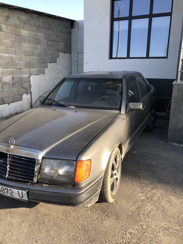 Mercedes-Benz: Mercedes-Benz 230: 1988 г., 2.3 л, Механика, Бензин
