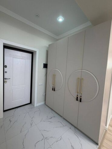 Продажа квартир: 3 комнаты, 101 м², 6 этаж — 10