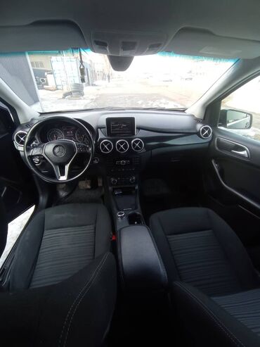 разморозка авто: Mercedes-Benz B-class: 2012 г., 1.6 л, Автомат, Бензин, Хетчбек