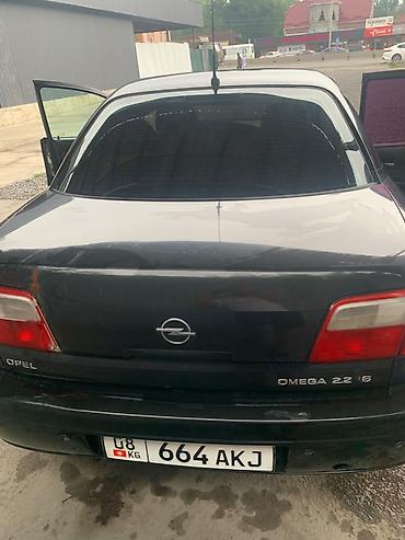 оп ком: Opel Omega: 2000 г., 2.2 л, Автомат, Седан — 1