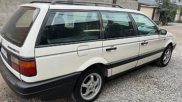 газ 53 кузуп: Volkswagen Passat: 1992 г., 1.8 л, Кол менен иштөөчү, Бензин, Универсал — 4