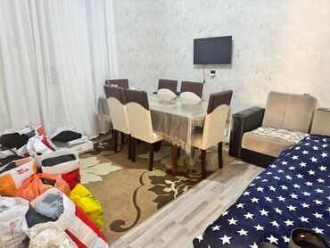 7ci mkr satilan evler: Kirayə verilir 2 otaqlı mənzil. Mənzildə bütün əşyalar mövcuddur