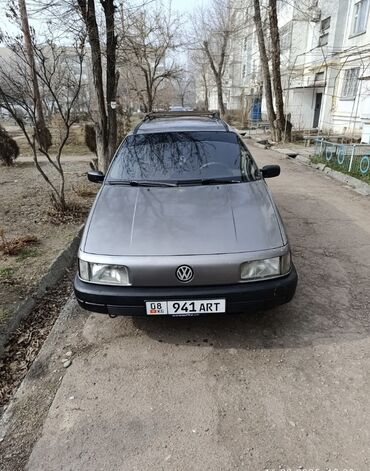 купить машина: Volkswagen Passat: 1988 г., 1.8 л, Механика, Бензин, Универсал