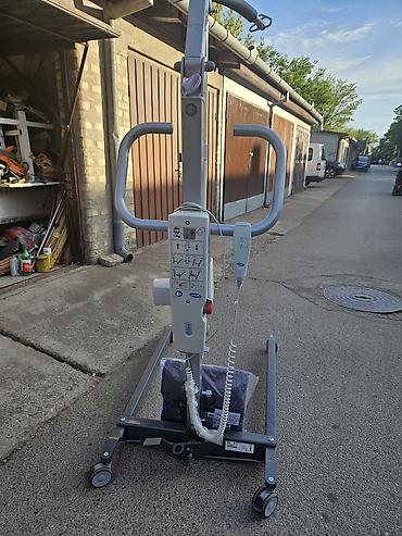 Medicinska oprema: Elektro-hidraulični pacijent lift Invacare sa remenom - Nosivost: do — 3